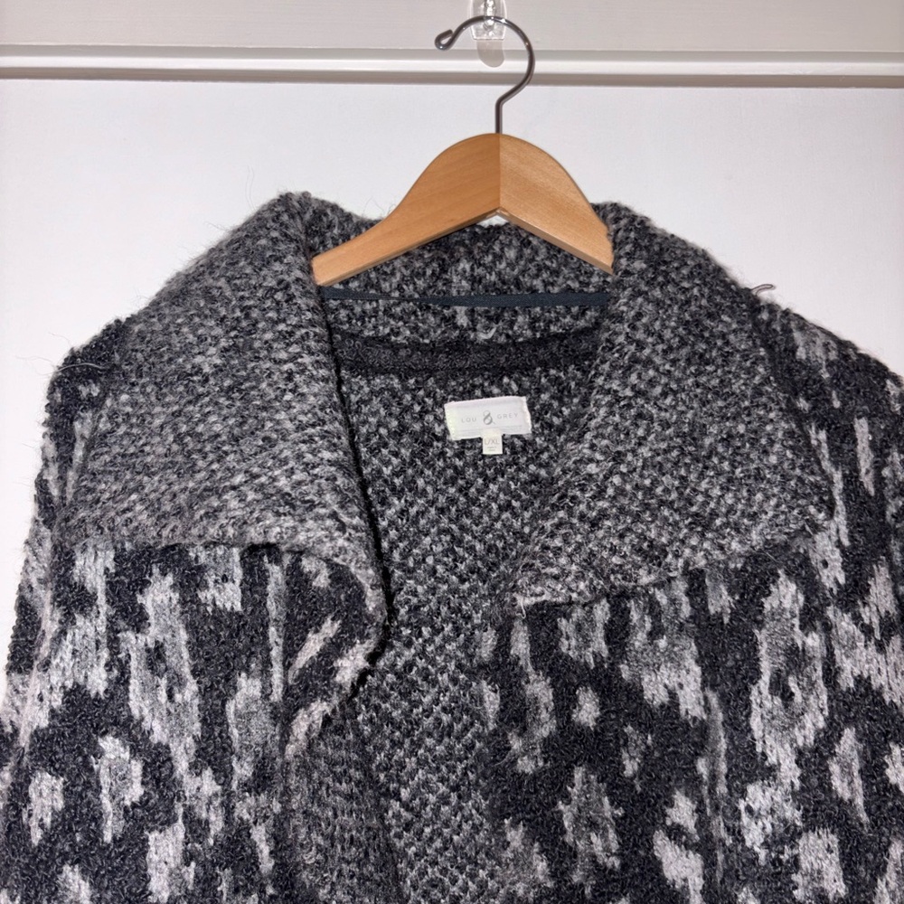 Lou & Grey Black and Gray Leopard Print Sweater Cardigan - Picture 2 of 10